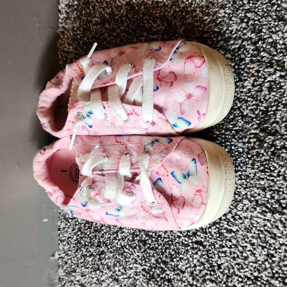 Wonder Nation Slip On Tennis Shoes
